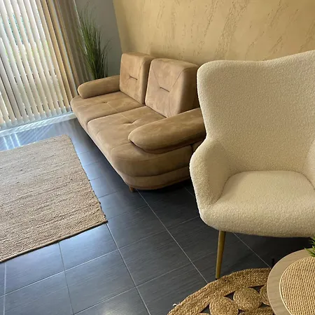 Appartement N 1 *
